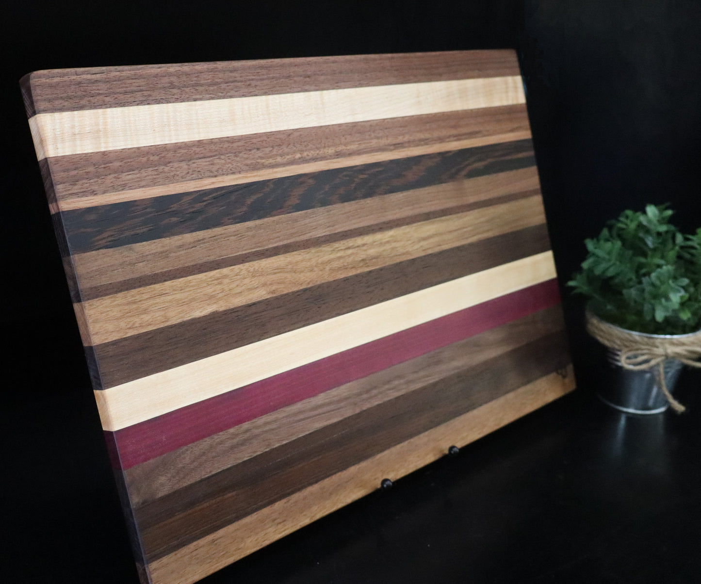 Multi Hardwood Edge Grain Cutting Board