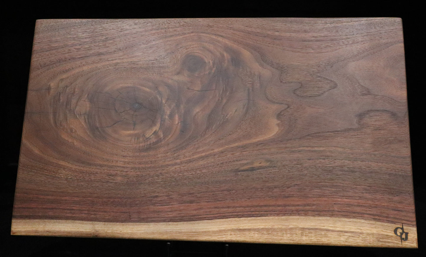 Walnut Solid Wood Cutting or Serving Board