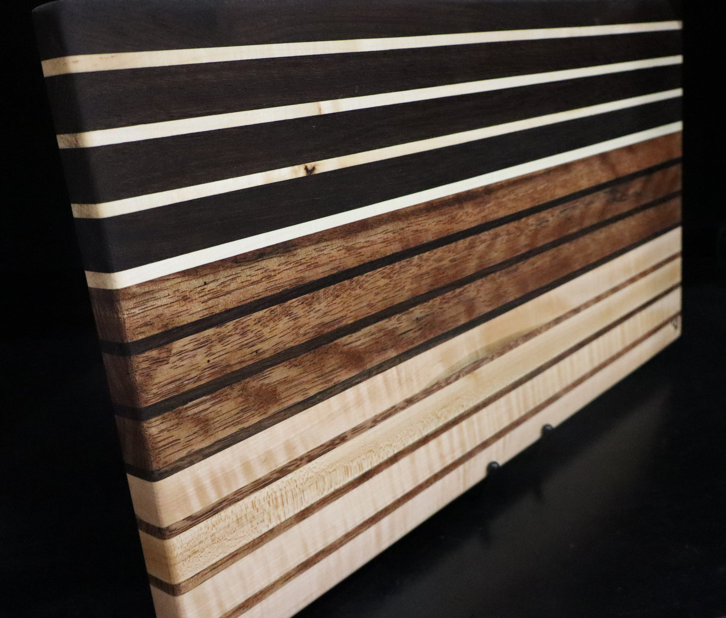 Walnut, Mara Macho, Maple Edge Grain Cutting Board
