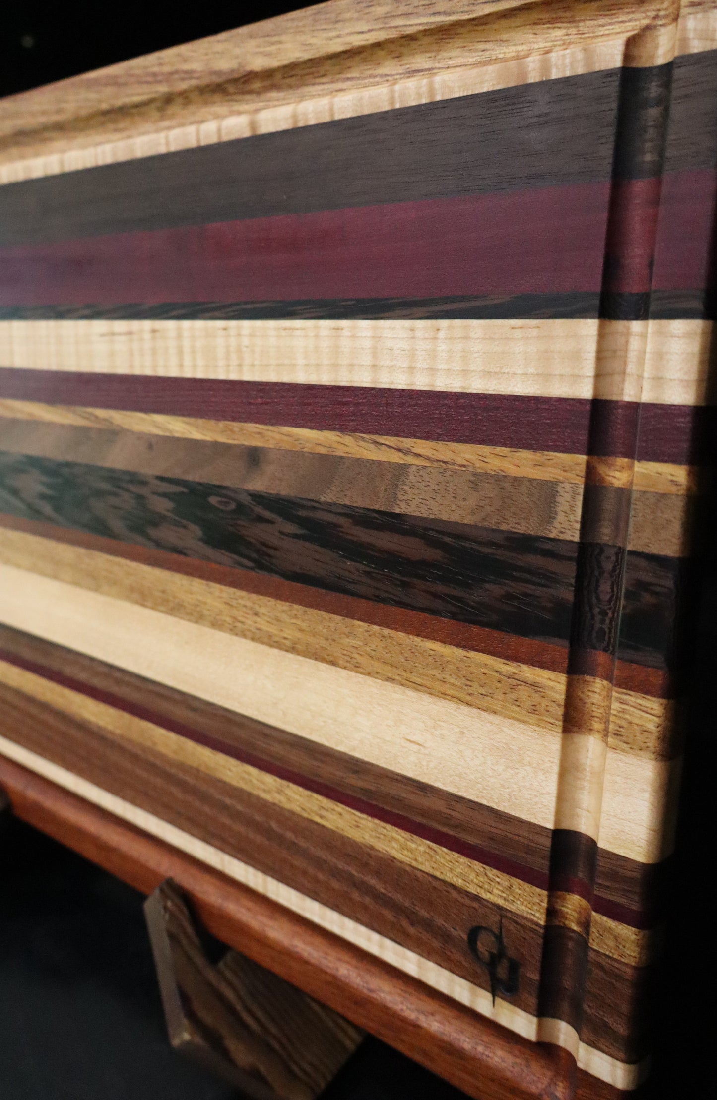 Multi-Hardwood Edge Grain Cutting Board with Juice Groove
