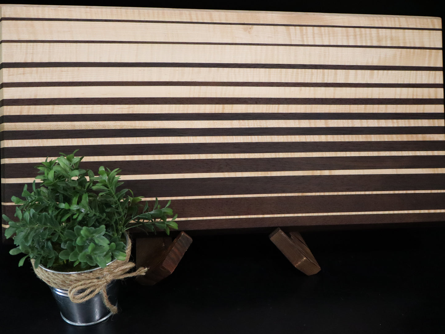 Maple and Walnut Ombre Large Edge Grain Brisket Board