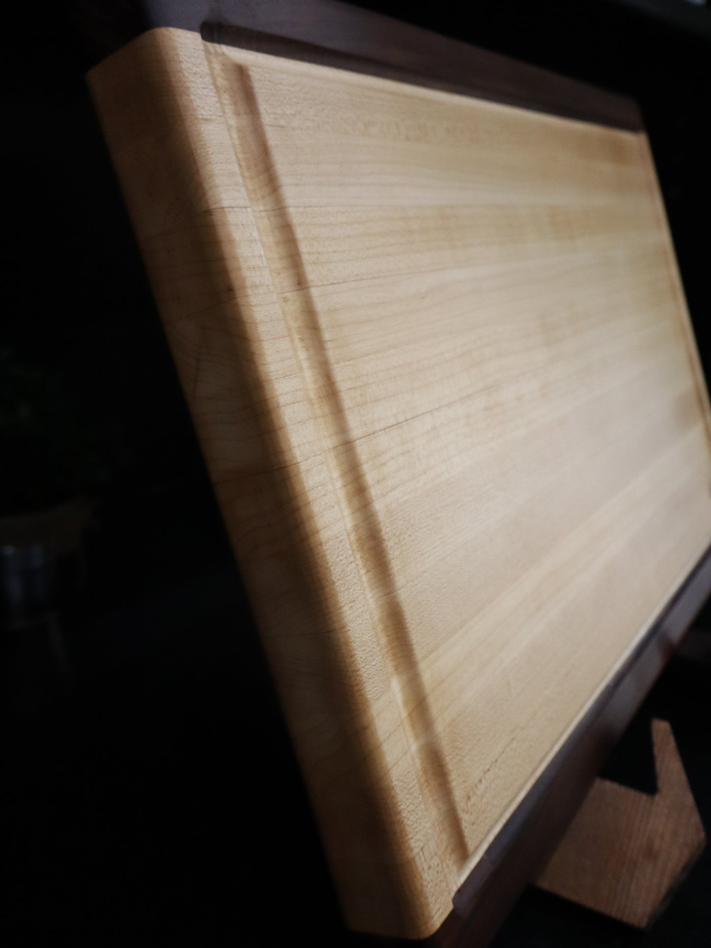 Maple/Rosewood Cutting Board with Juice Groove