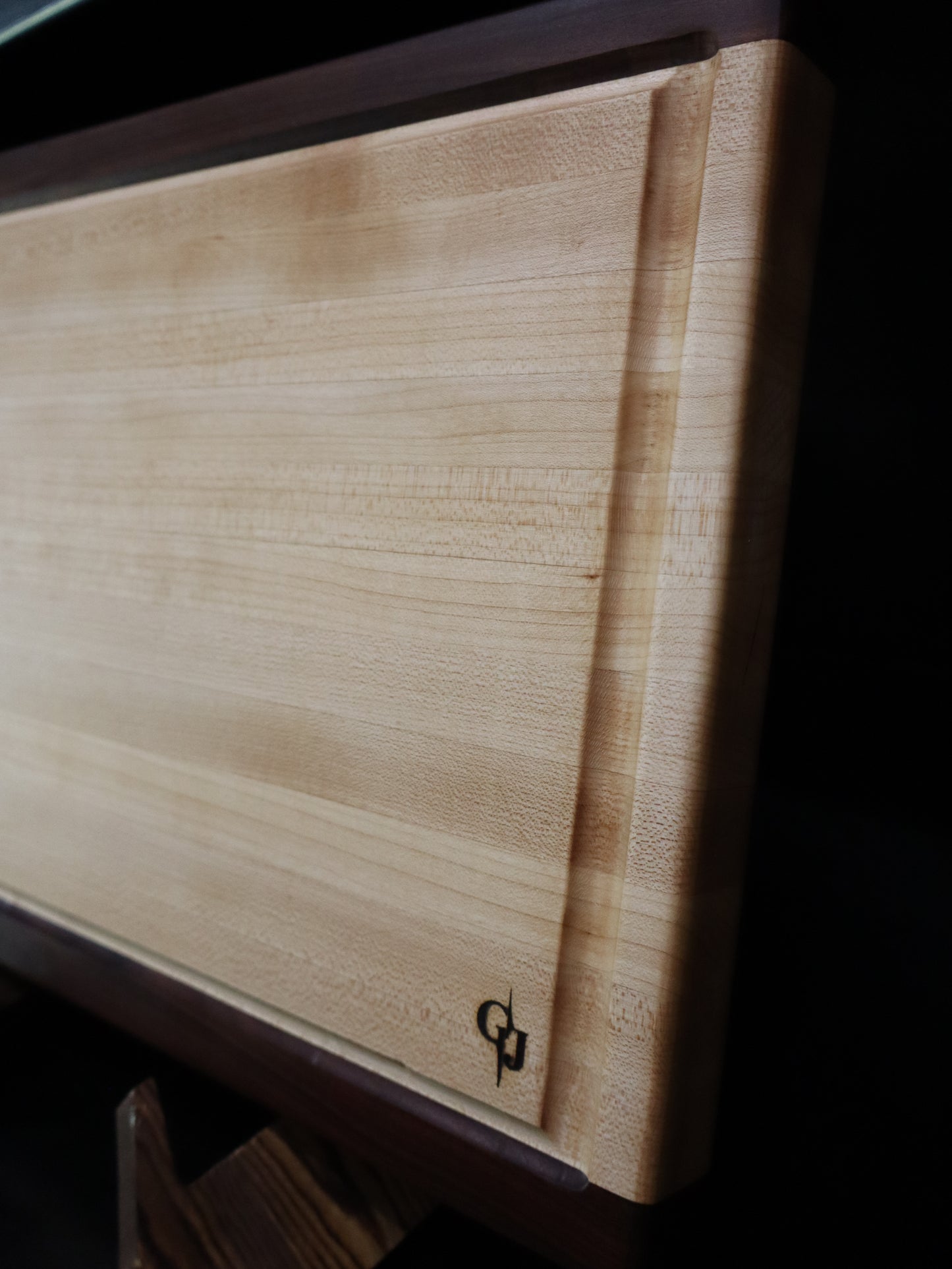 Maple/Rosewood Cutting Board with Juice Groove