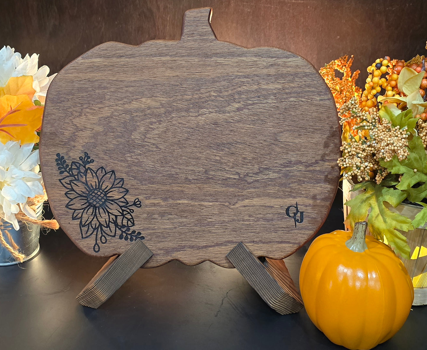 Mahogany Pumpkin-shaped Cheese Board