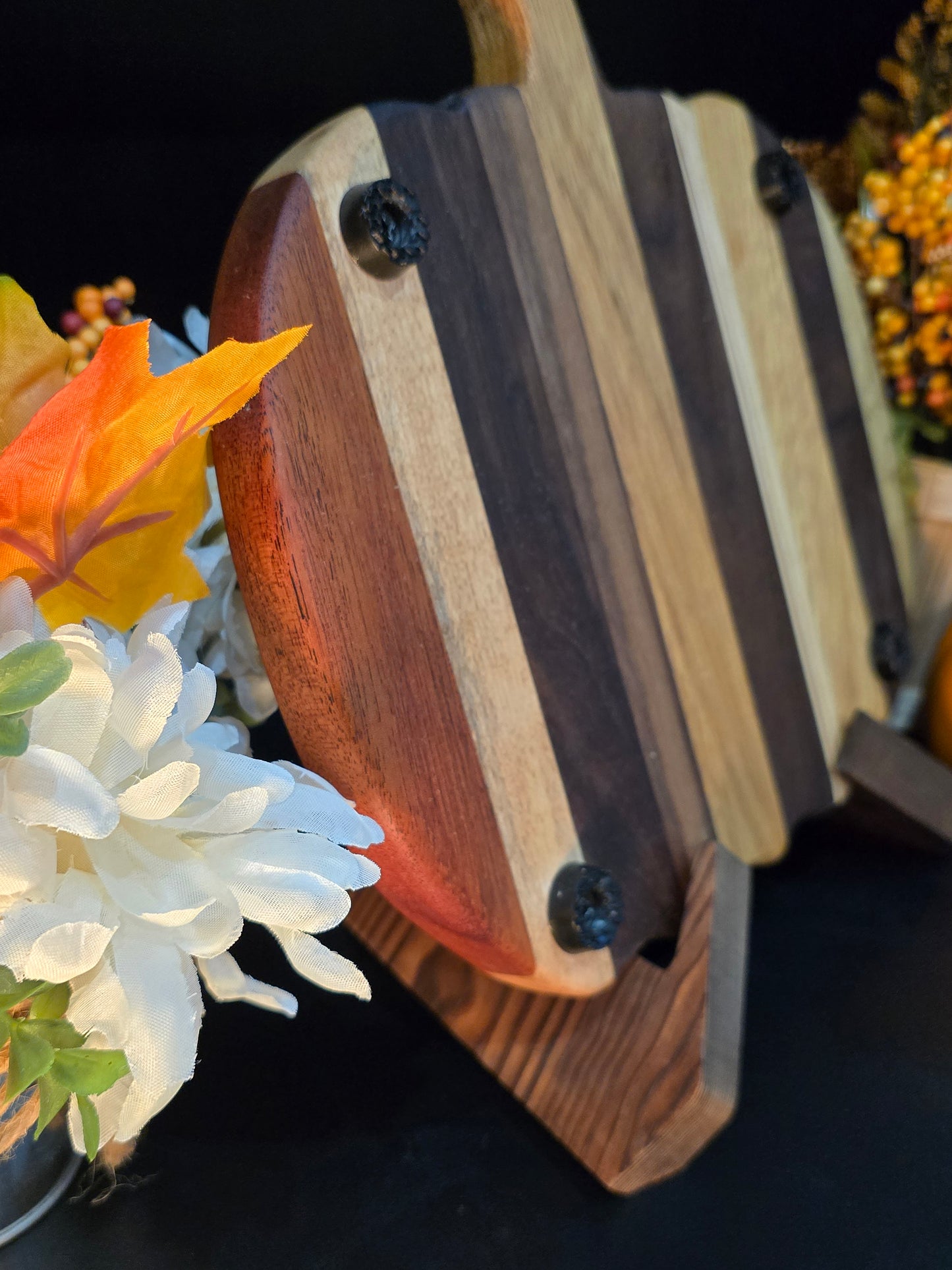 Multi Hardwood Pumpkin-shaped Cheese Board