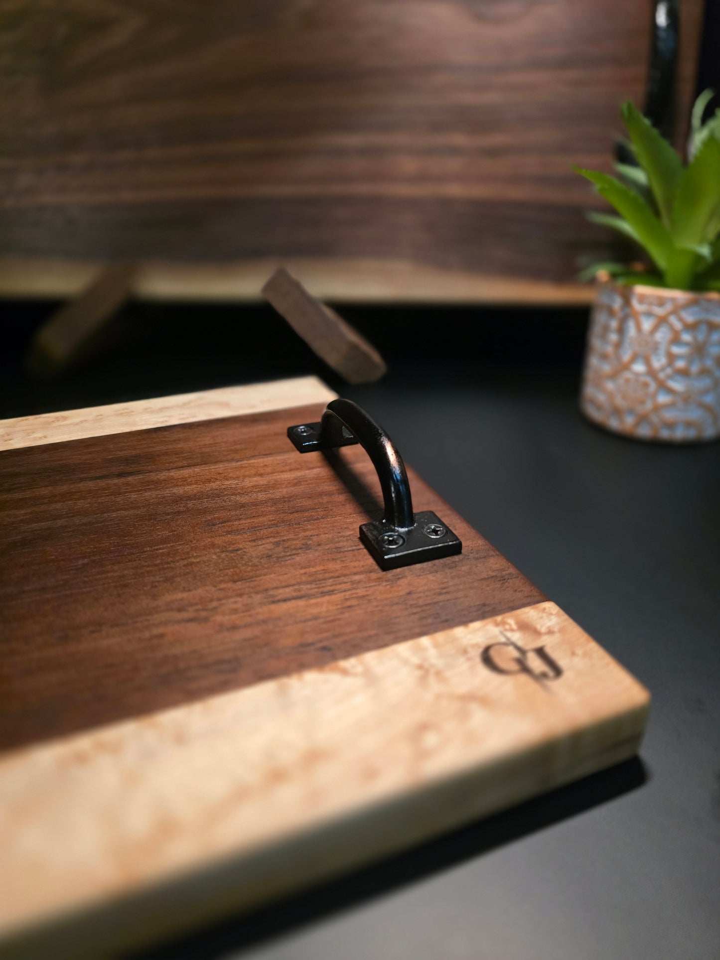 Nogal and Birdseye Maple Cheese board with handles