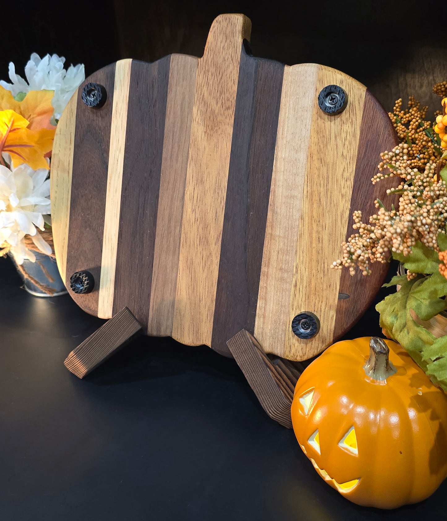 Multi Hardwood Pumpkin-shaped Cheese Board
