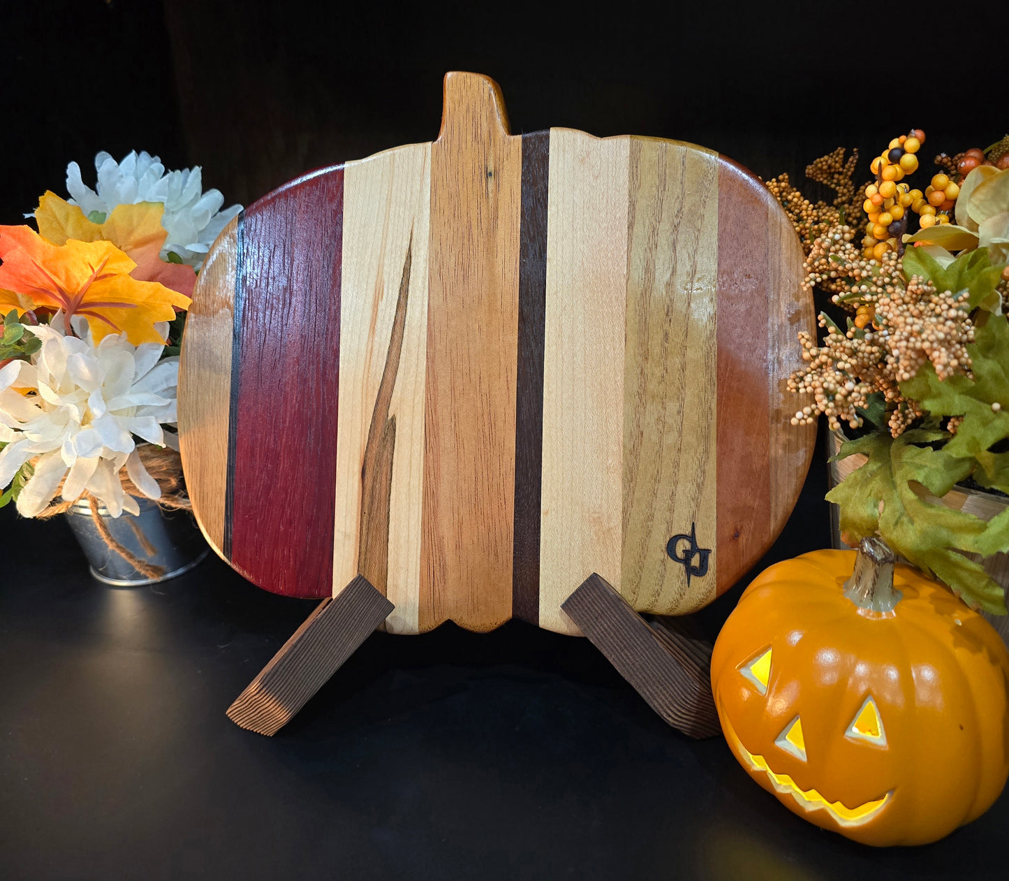 Multi Hardwood Pumpkin-shaped Cheese Board