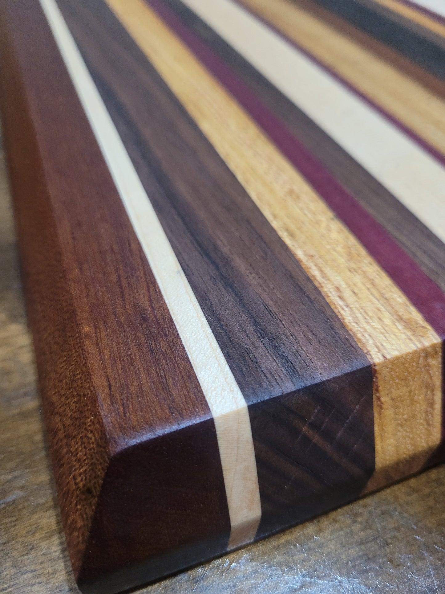 Multi-Hardwood Edge Grain Cutting Board with Juice Groove