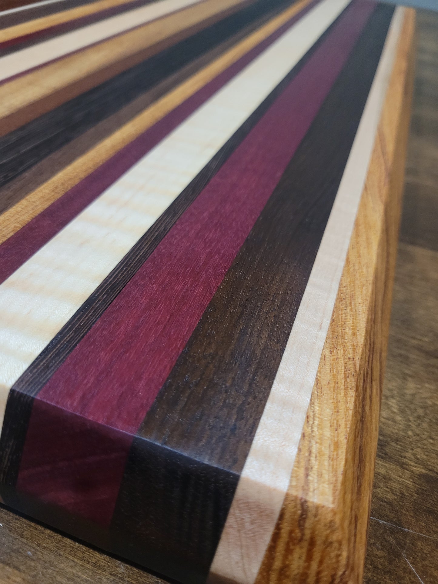 Multi-Hardwood Edge Grain Cutting Board with Juice Groove