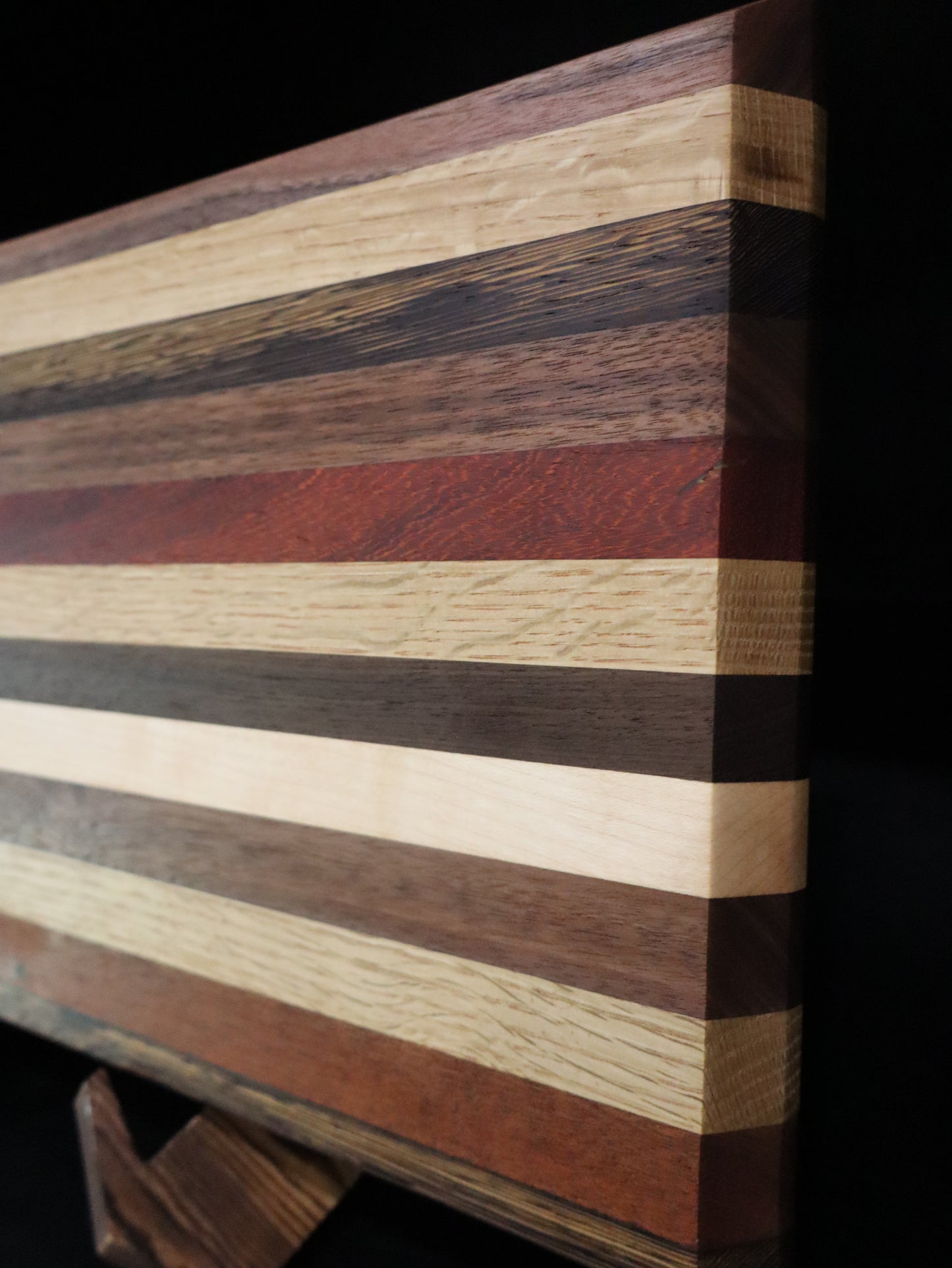 Multi Hardwood Edge Grain Cutting Board