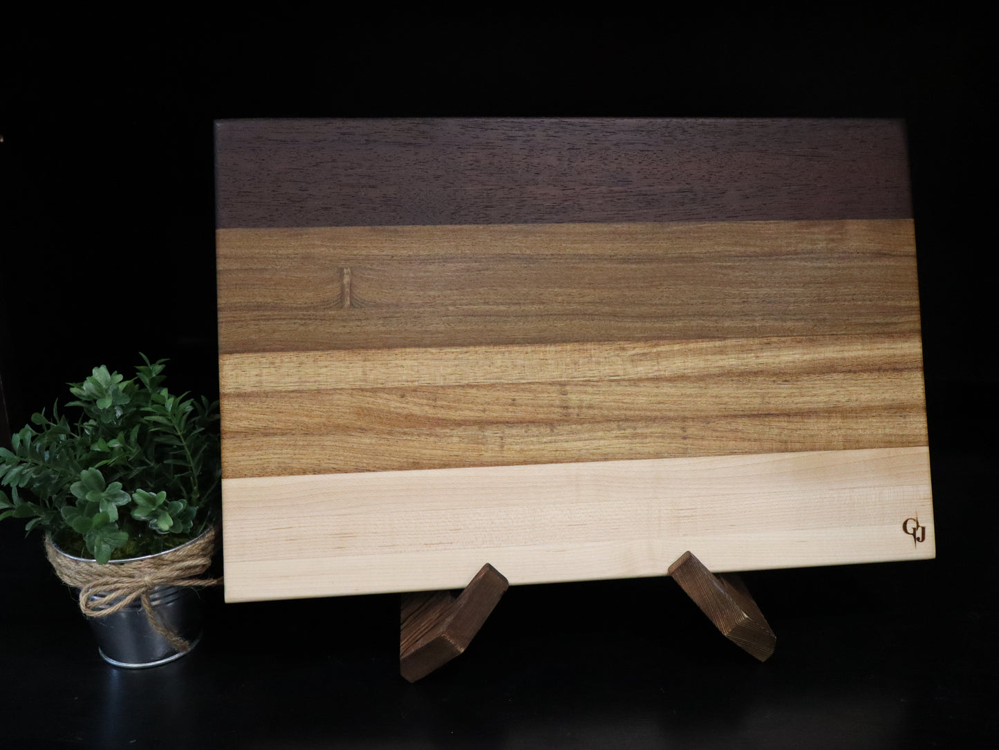 Multi-Hardwood Edge-Grain Cutting Board