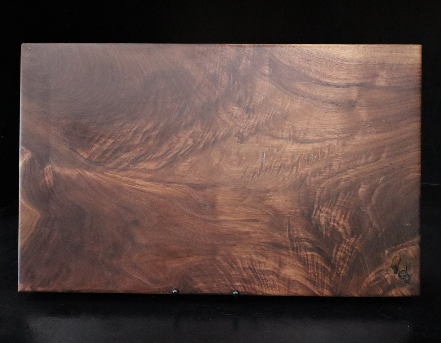 Walnut Solid Wood Cutting or Serving Board