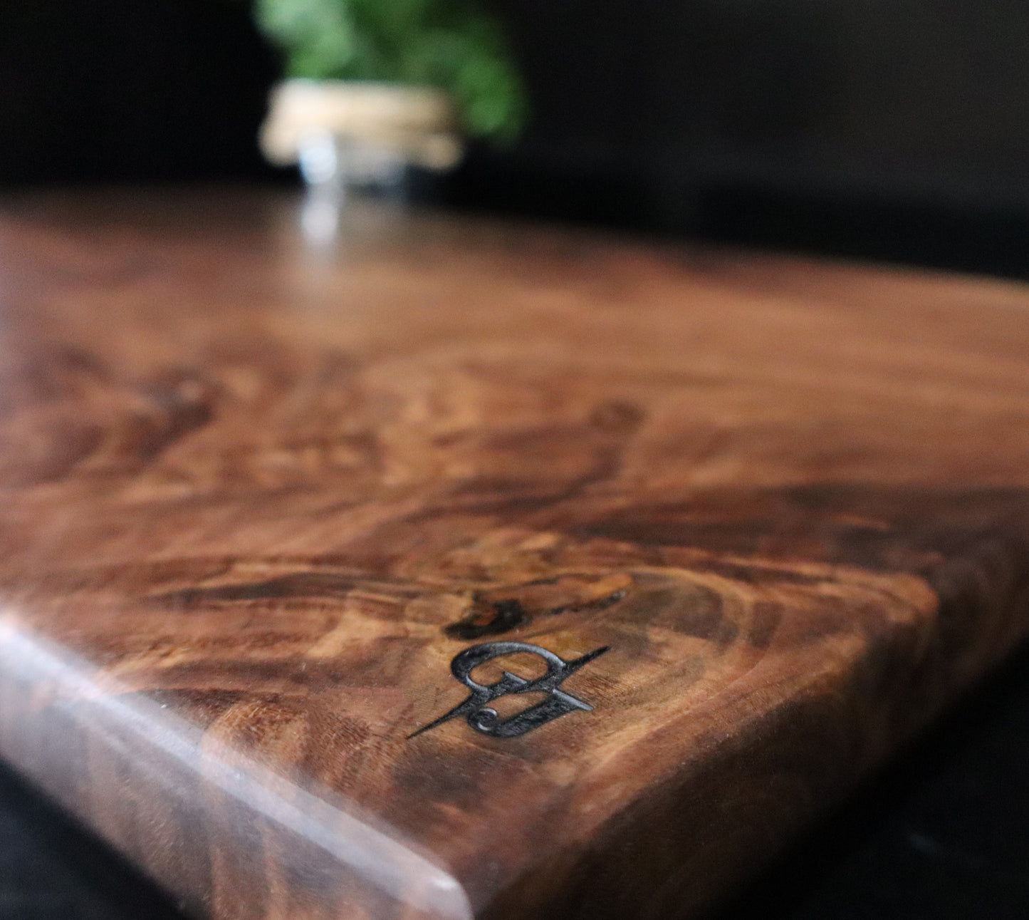 Walnut Solid Wood Cutting or Serving Board