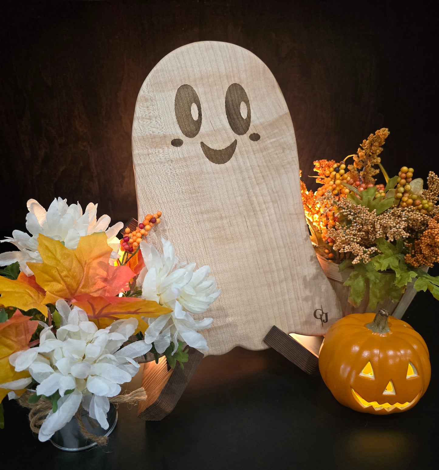 Curly Maple Friendly Ghost-shaped Cheese Board