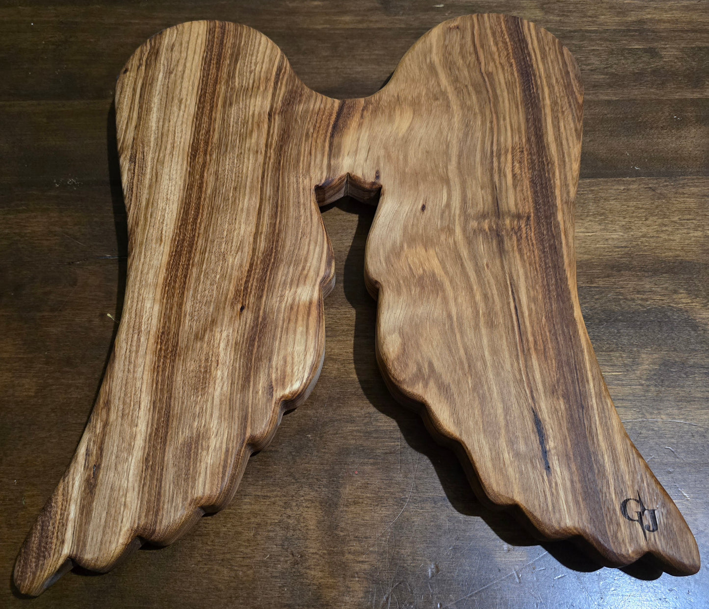 Angel Wing Beli Wood Charcuterie Board 15x12 | Unique Shaped Wooden Cheese Board, Exotic Wood Appetizer Platter with Non-Slip Rubber Feet