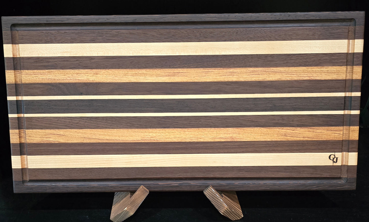 Walnut, Vanilla Wood, Maple Edge Grain Cutting Board