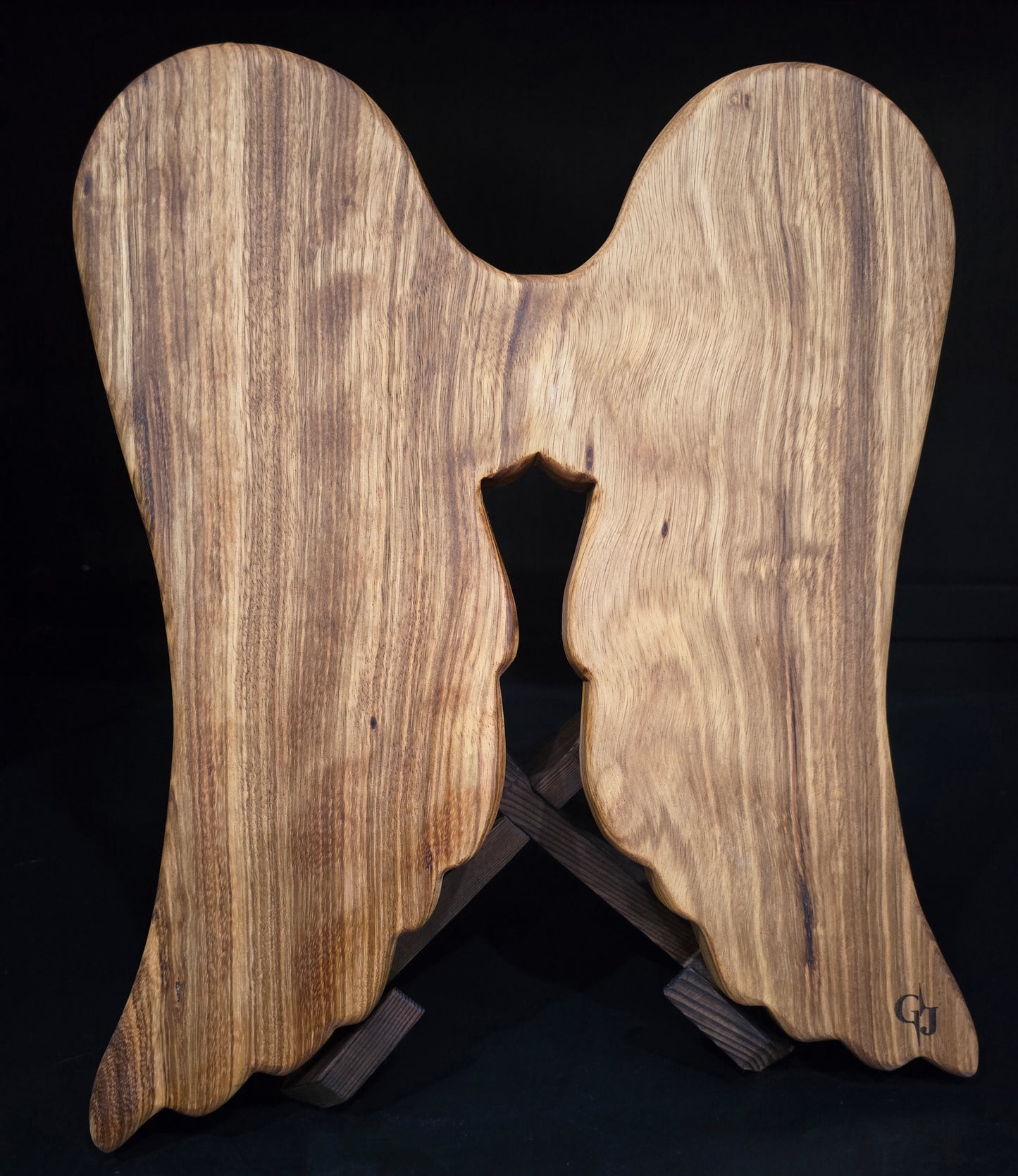 Angel Wing Beli Wood Charcuterie Board 15x12 | Unique Shaped Wooden Cheese Board, Exotic Wood Appetizer Platter with Non-Slip Rubber Feet