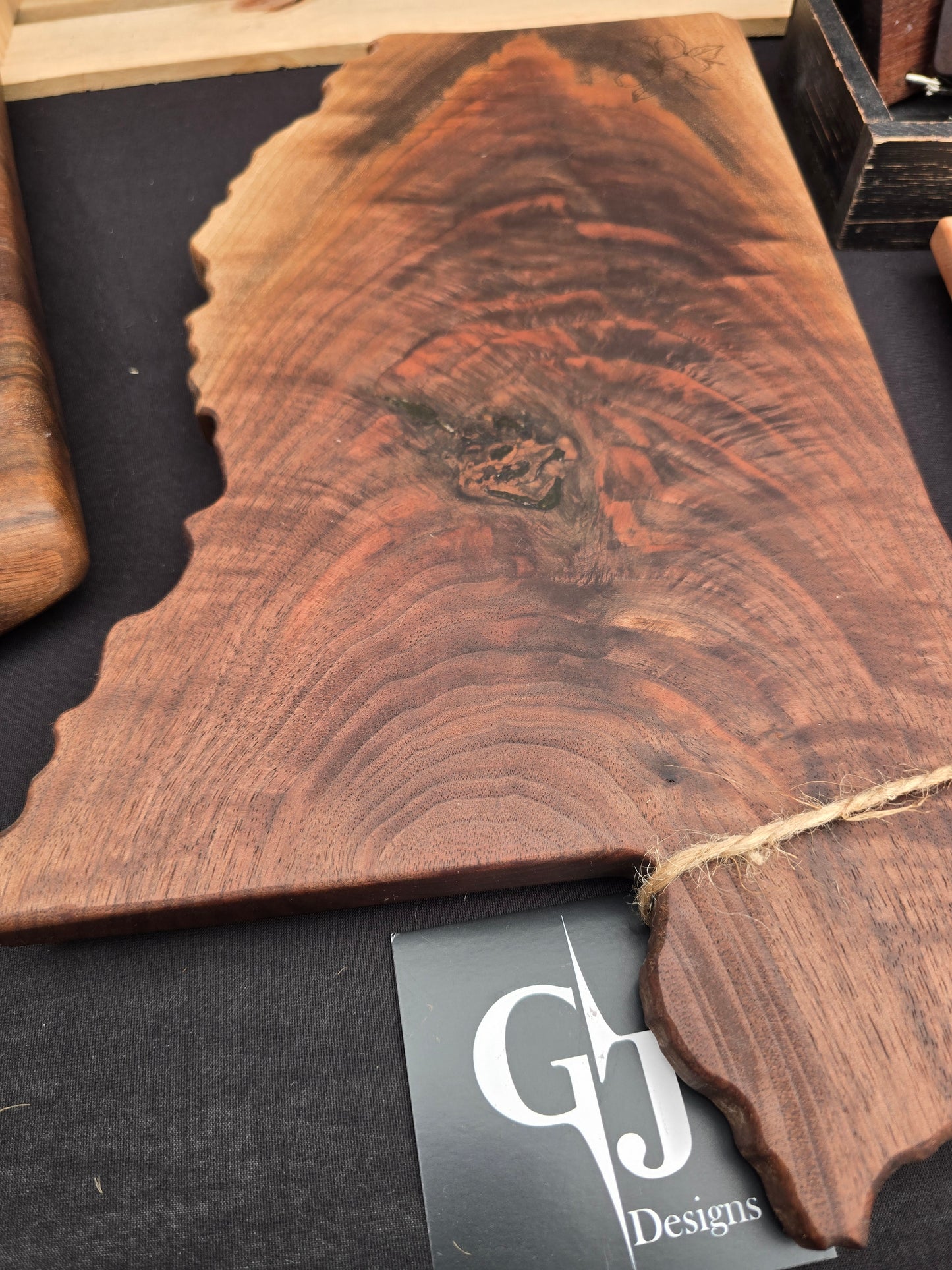 Mississippi Shaped Cheese Boards with Magnolia Flower Laser Engraving