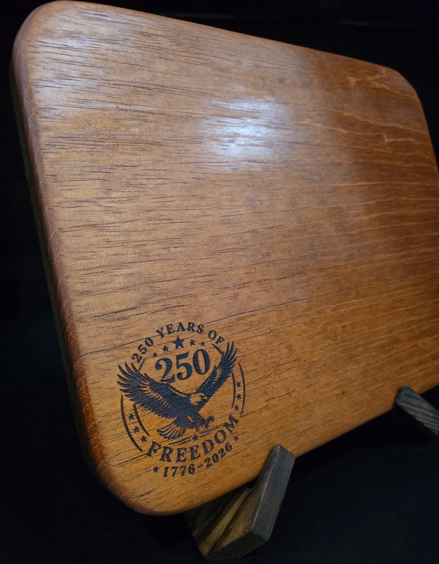 USA 250th Anniversary Mahogany Cheese Board 12x9.5 | 250 Years of Freedom Commemorative Cutting Board, Handcrafted Patriotic Gift, United States Semiquincentennial Decor