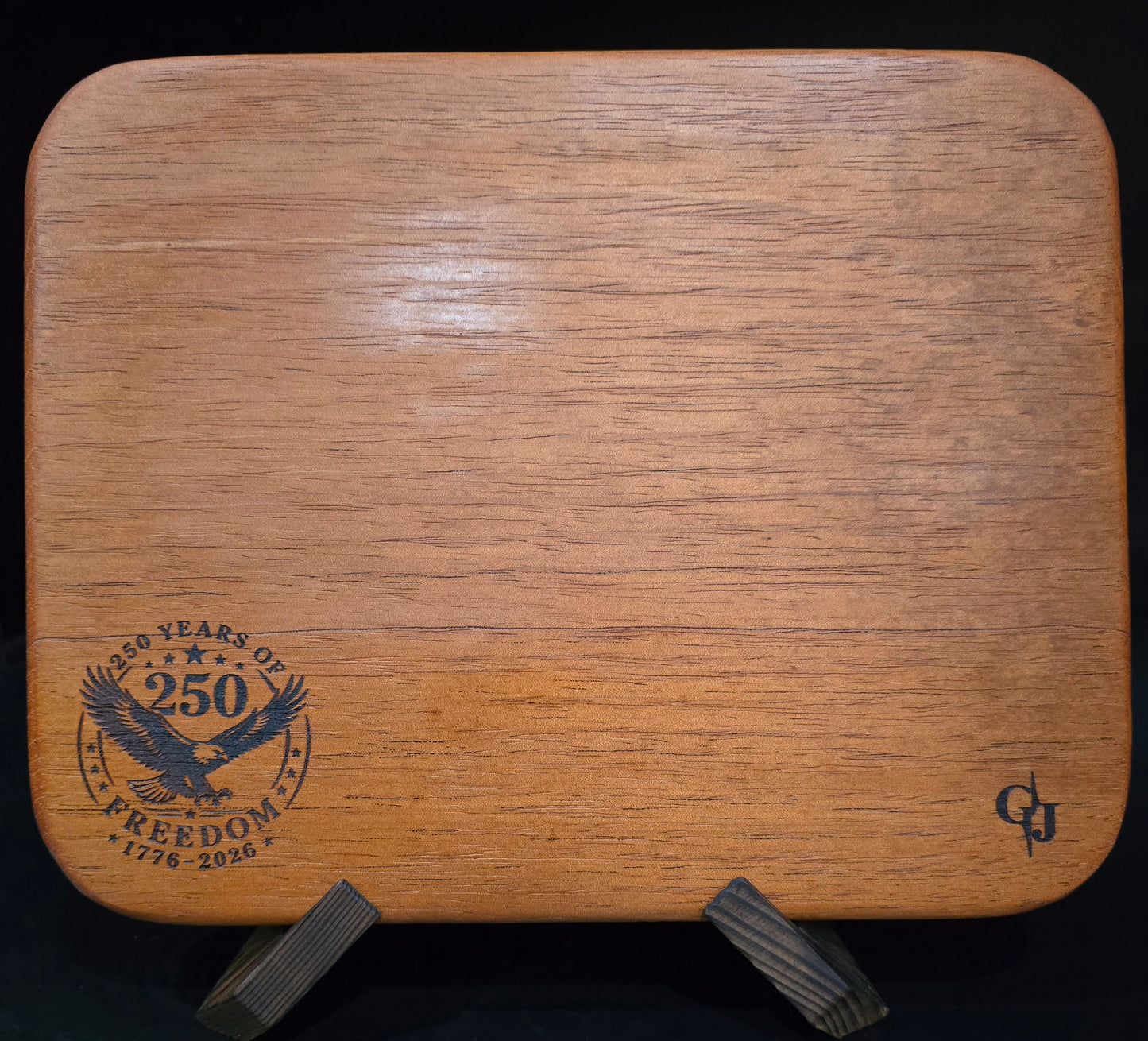 USA 250th Anniversary Mahogany Cheese Board 12x9.5 | 250 Years of Freedom Commemorative Cutting Board, Handcrafted Patriotic Gift, United States Semiquincentennial Decor
