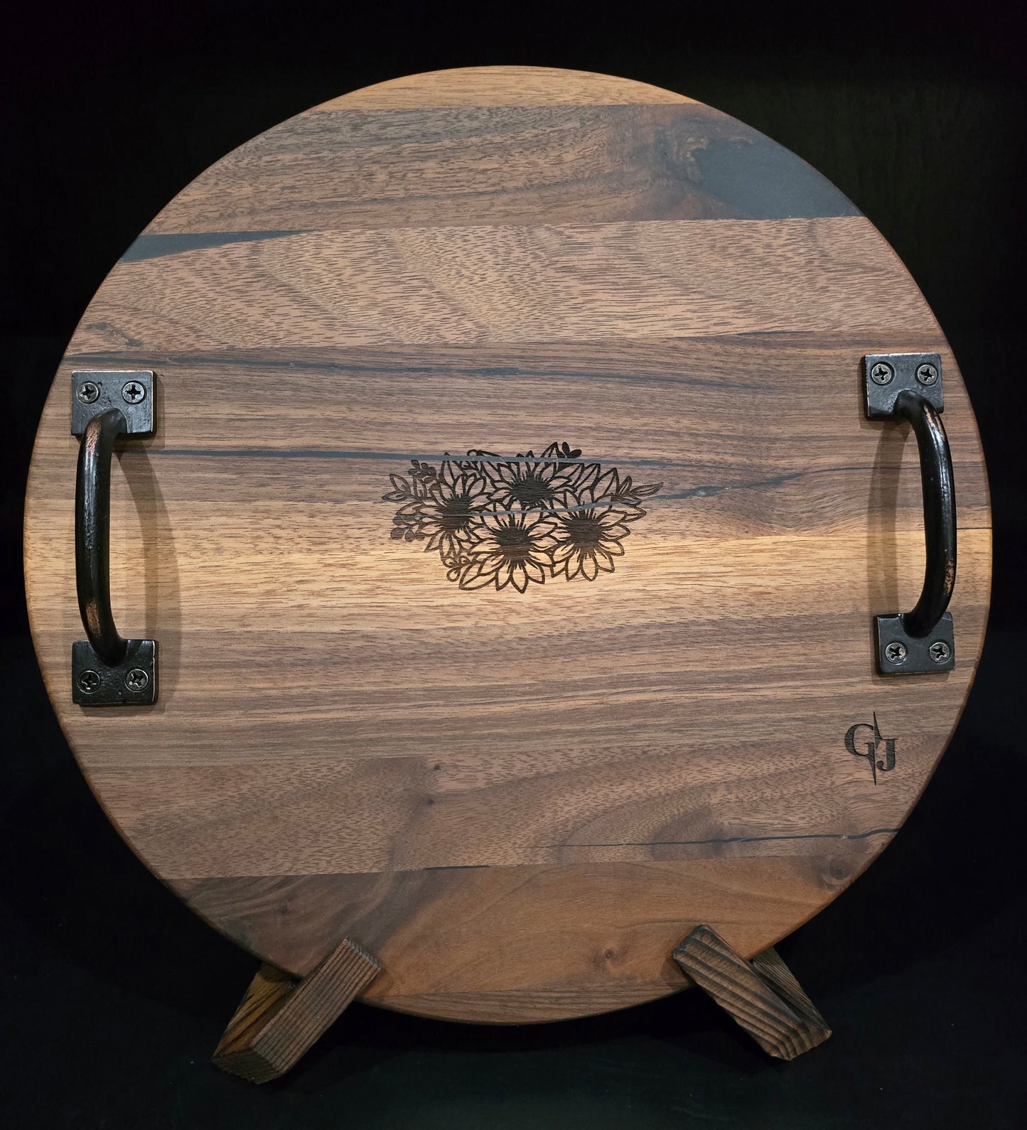 Walnut Round Cheese board with handles and feet